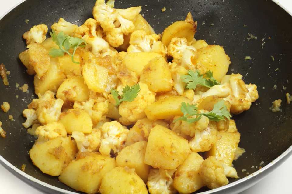 Aloo Gobi – Simmered Potatoes with Cauliflower