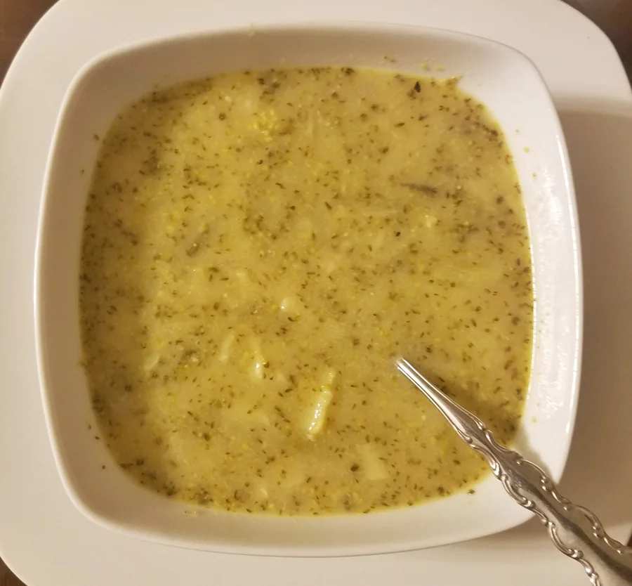 Broccoli Leek Cheesy Soup