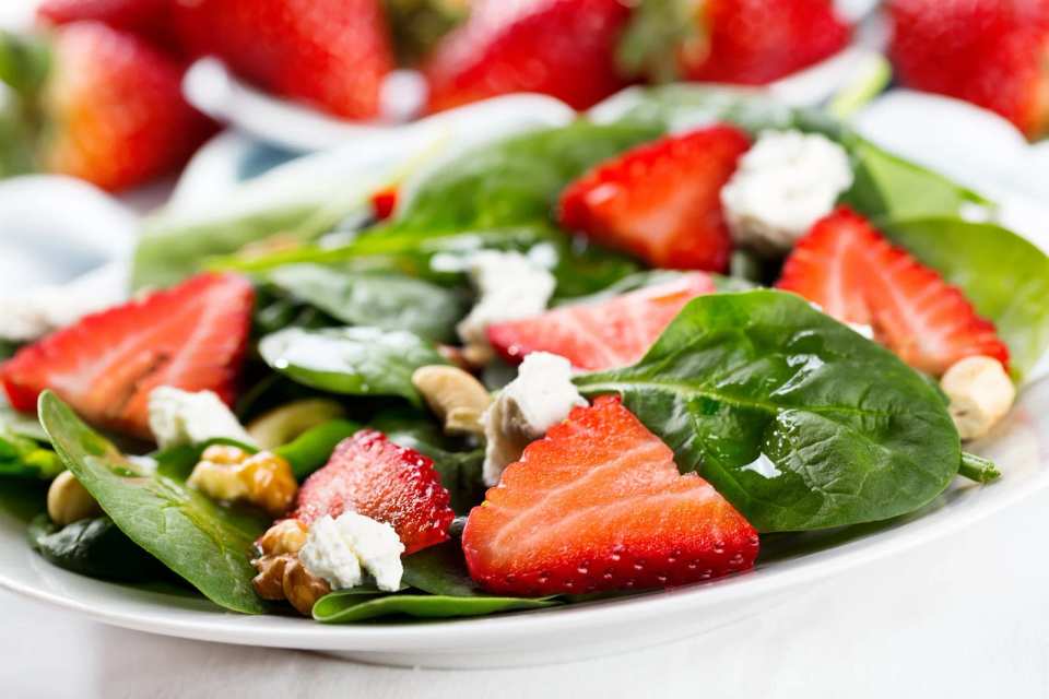 Strawberry, Spinach And Feta Fresh Salad
