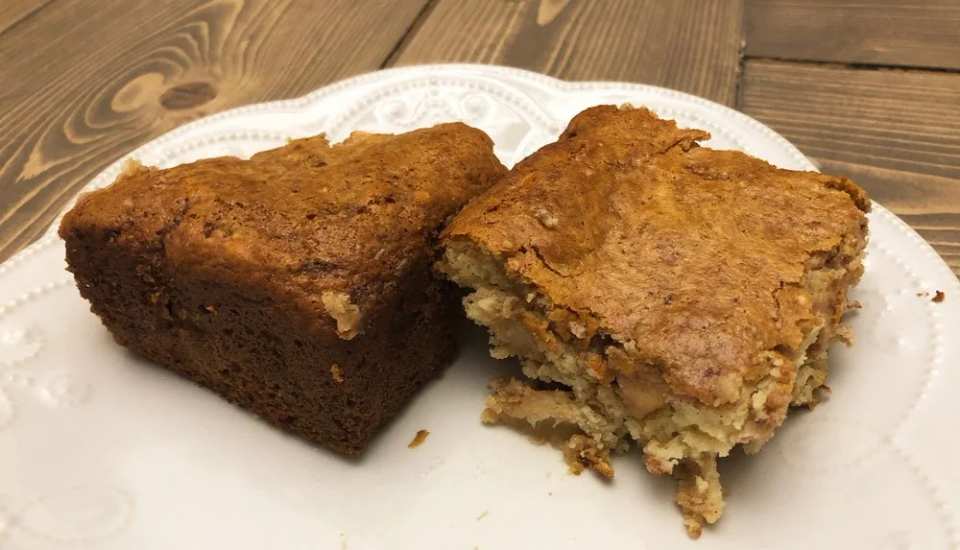 Caramelized Apple Coffee Cake