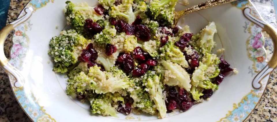 Broccoli Cranberry Quinoa Salad