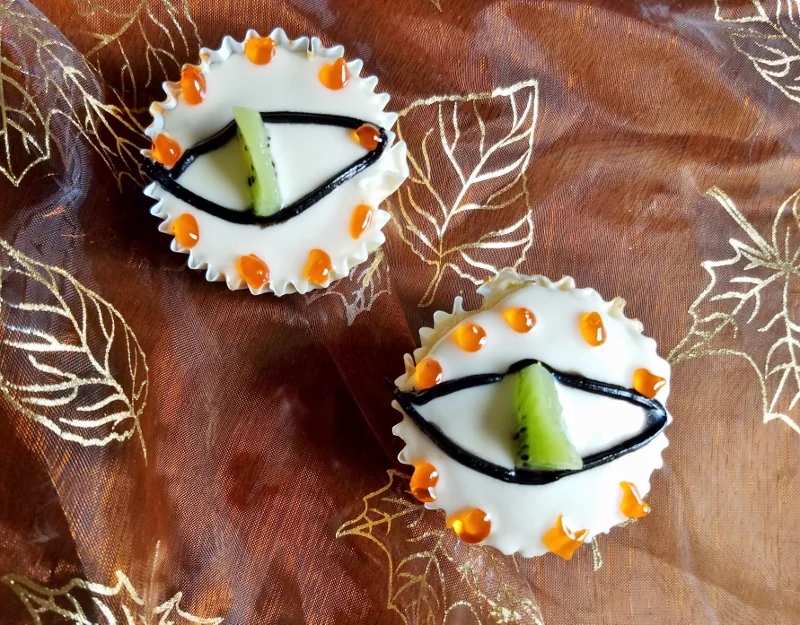Cat’s Eye Honeycakes